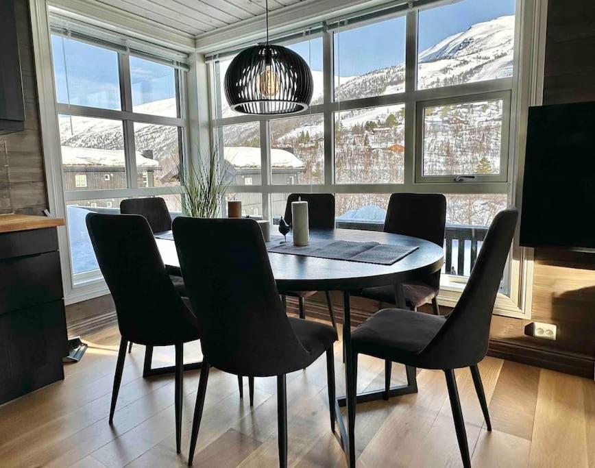Lovise Mountain Apartment 斯特兰达 外观 照片