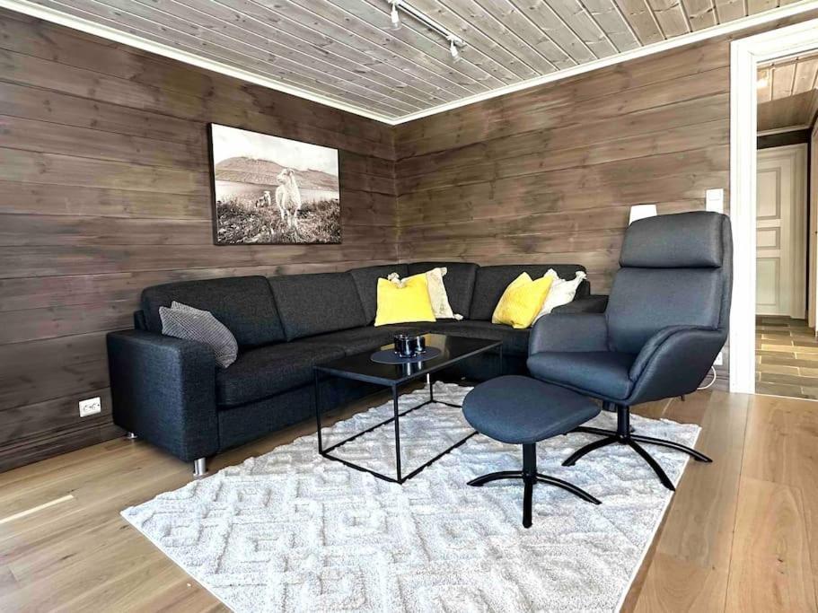 Lovise Mountain Apartment 斯特兰达 外观 照片